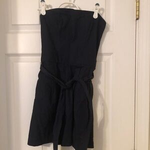 Sttapless dress with pockets